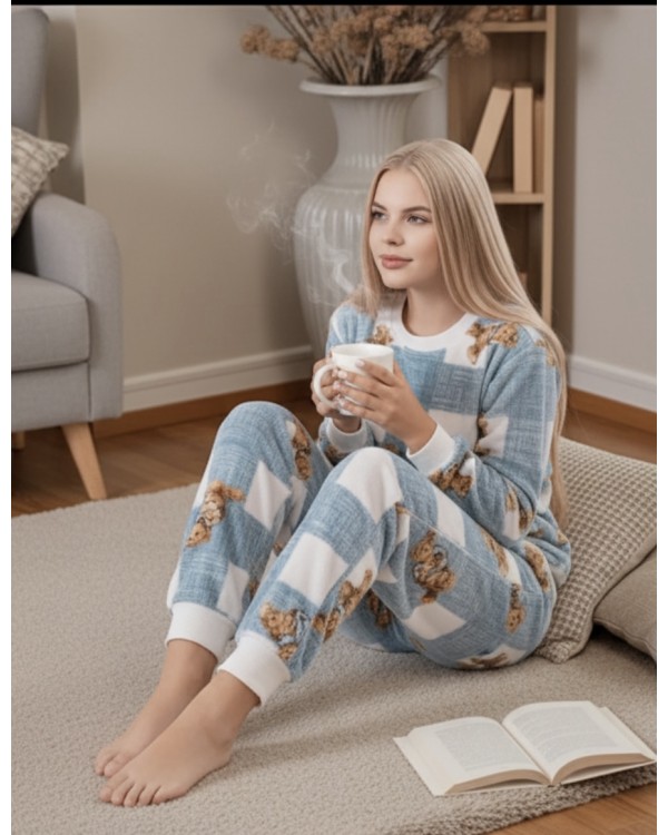 Мягкая молодежная пижама Mirano 3253