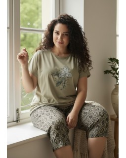 Молодежная пижама c бриджами больших размеров  Nicoletta 26038